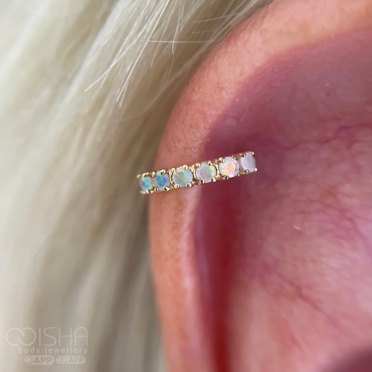 Anatometal 18ct Gold Opal Transition Seam Ring