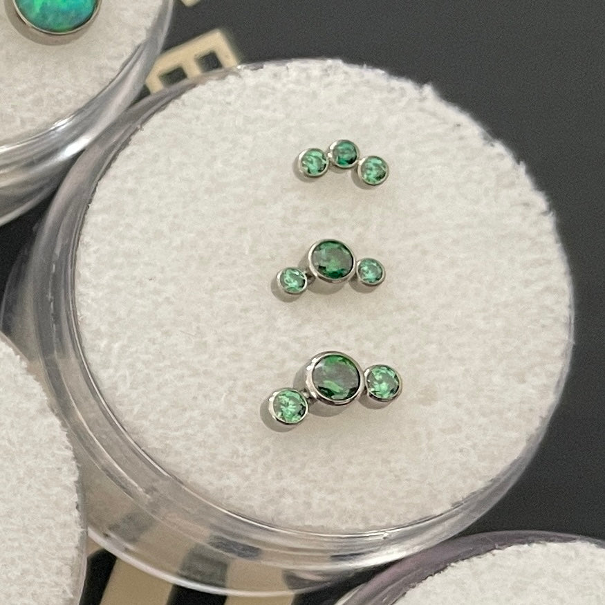 NeoMetal St. Patrick&#39;s Day 3-Piece Curved Cluster End THREADLESS