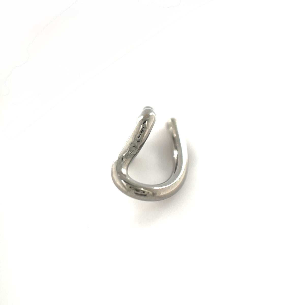 Apex Niobium Hanger