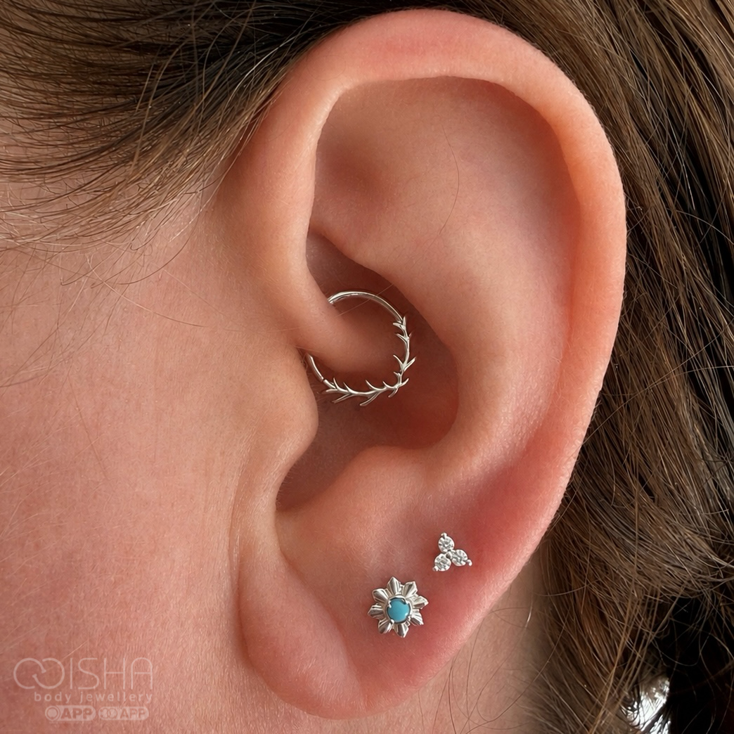 Junipurr 14ct Gold Raven Seam Ring