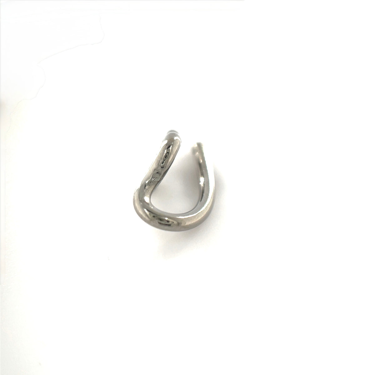 Apex Niobium Hanger