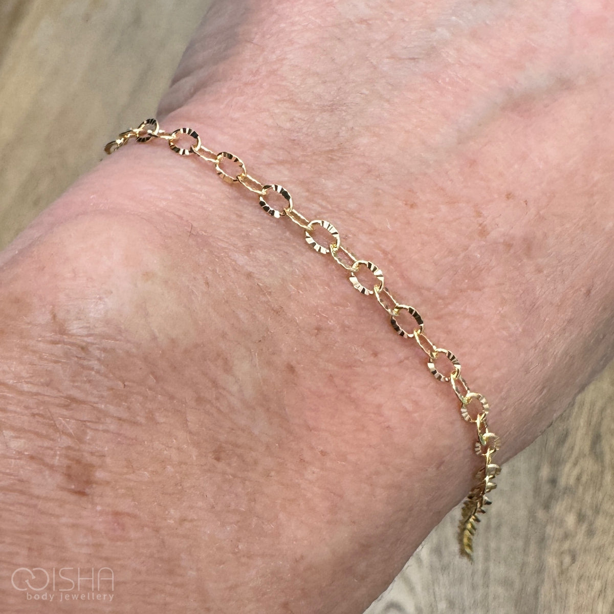 Perma Jewel 14/20 Gold Filled Oval Cable Star Hammered Chain