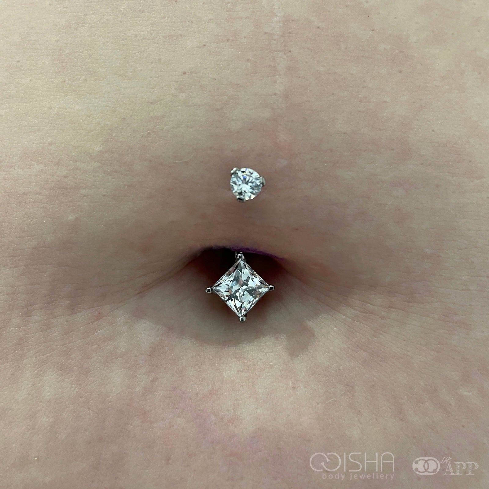 industrial-strength-titanium-princess-cut-cz-curved-navel-barbell-isha-body-jewellery